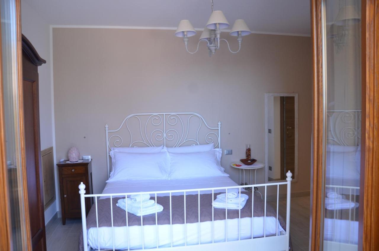 B&B Le Tre Fate Varazze Bagian luar foto